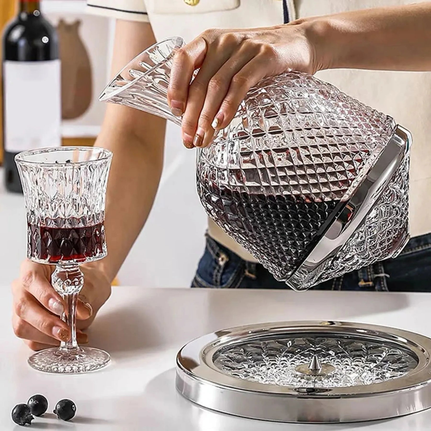 Crystal Rotating Wine Decanter