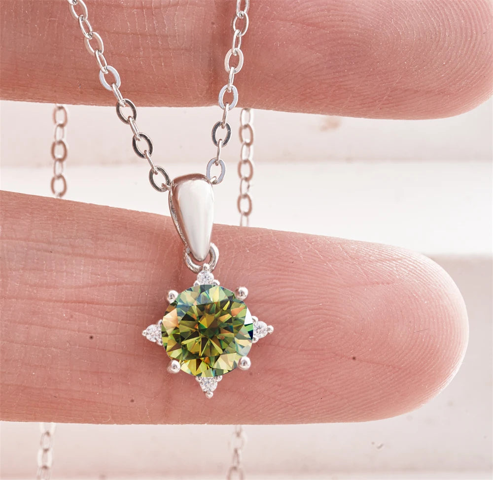 Aurora Moissanite Pendant™