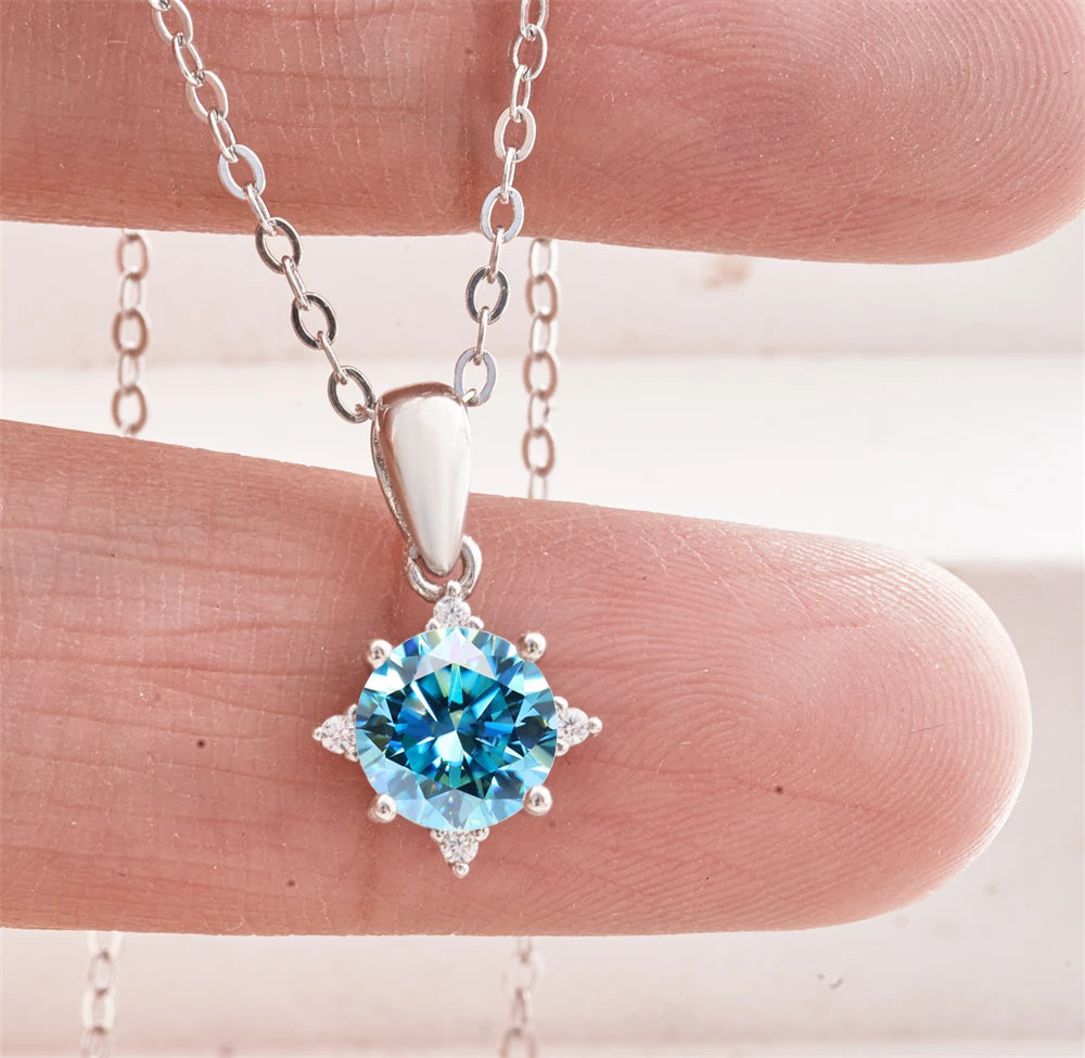 Aurora Moissanite Pendant™