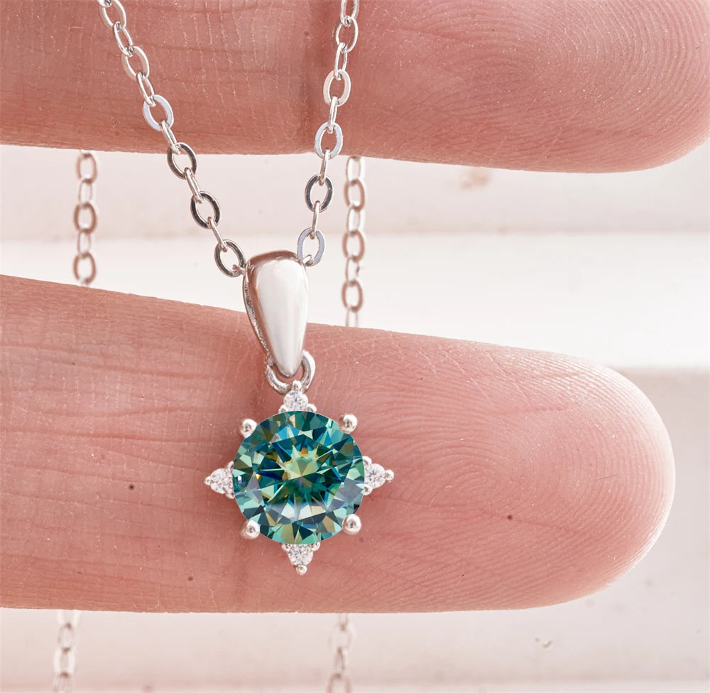 Aurora Moissanite Pendant™